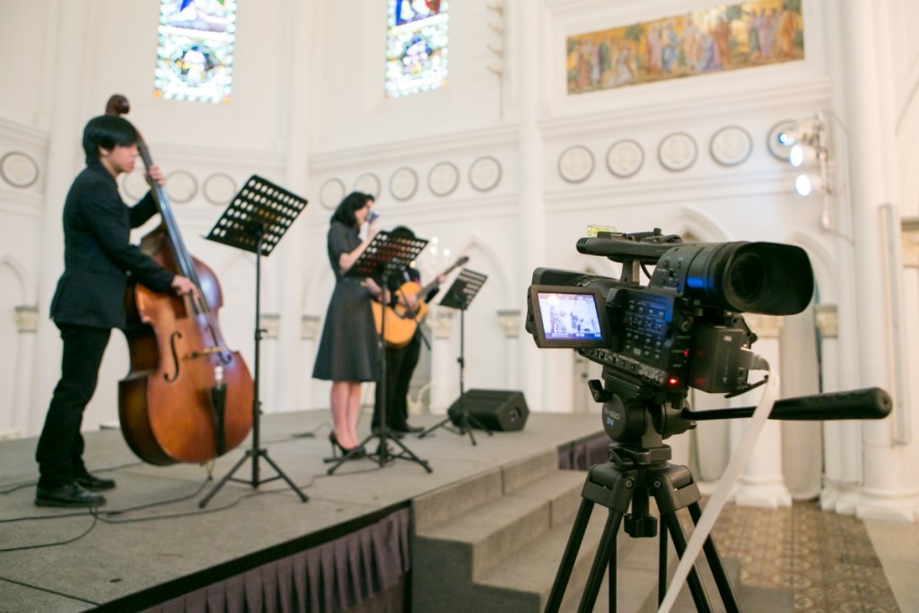 Live Video Feed Stream Projector Singapore Events Wedding